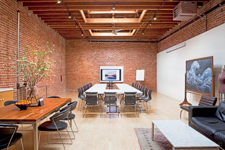 Renovated Warehouse at Sintak Studio in Mission District, San Francisco, CA